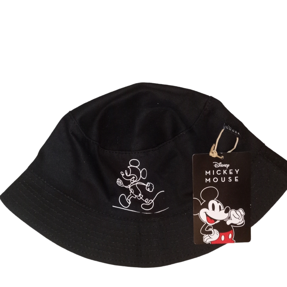 Disney 2024 ALDI Exclusive Mickey Mouse NWT Black Reversible Bucket Hat